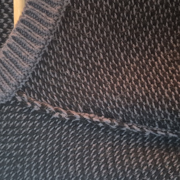 Planet By Lauren G Inside Out/reverse Sweater Black/Gray Raglan Sleeves OS - Picture 4 of 8